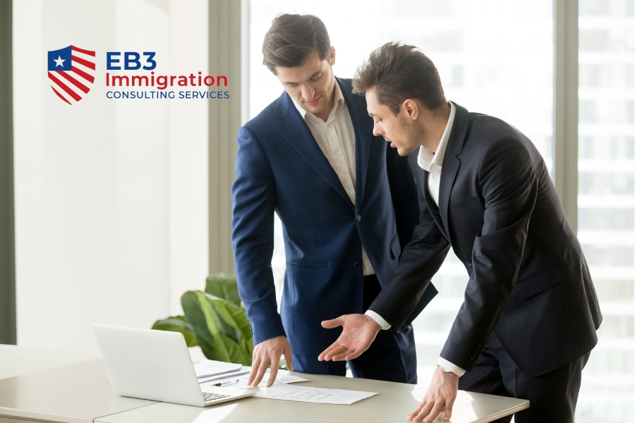 Nhóm Chuyên gia EB-3 gồm những người có trình độ học vấn cao nhất trong chương trình